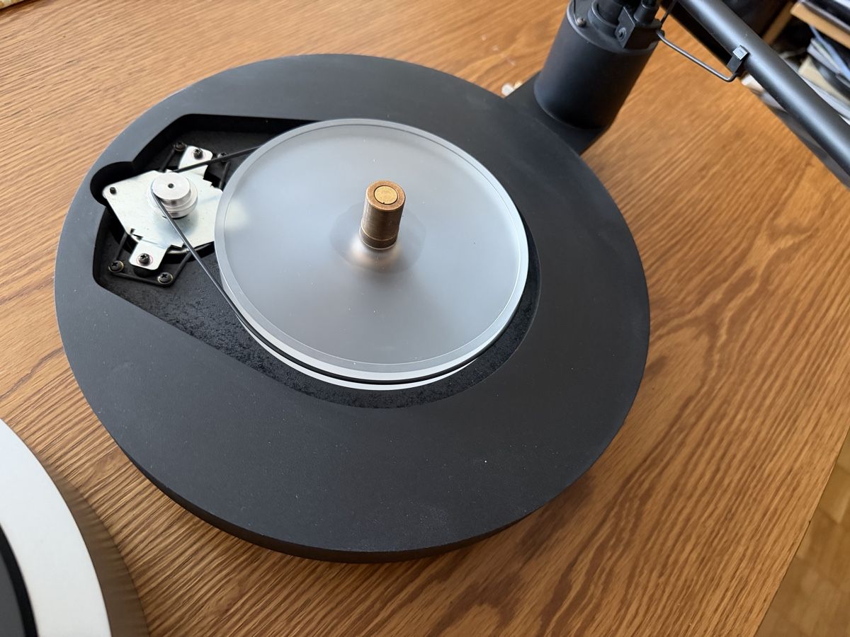 Pro-ject Plattenspieler: Pro-Ject Seltener Plattenspieler – Gebraucht aus Brunnen von pf550 2