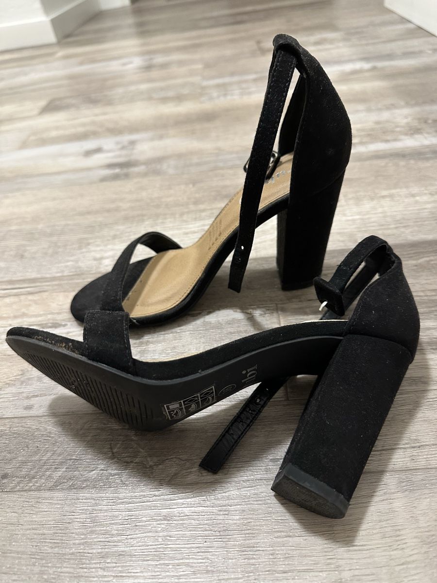 Chaussures femmes: Riemensandalette – Neuf (Voir description) à Schmerikon par and_rsl6 2