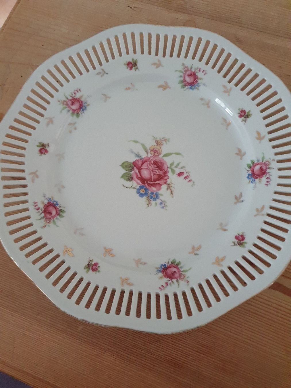 Piatti di portata: Vintage Bavaria Teller, mit Rosenmuster! – Usato da Berg TG venduto da Buschki2