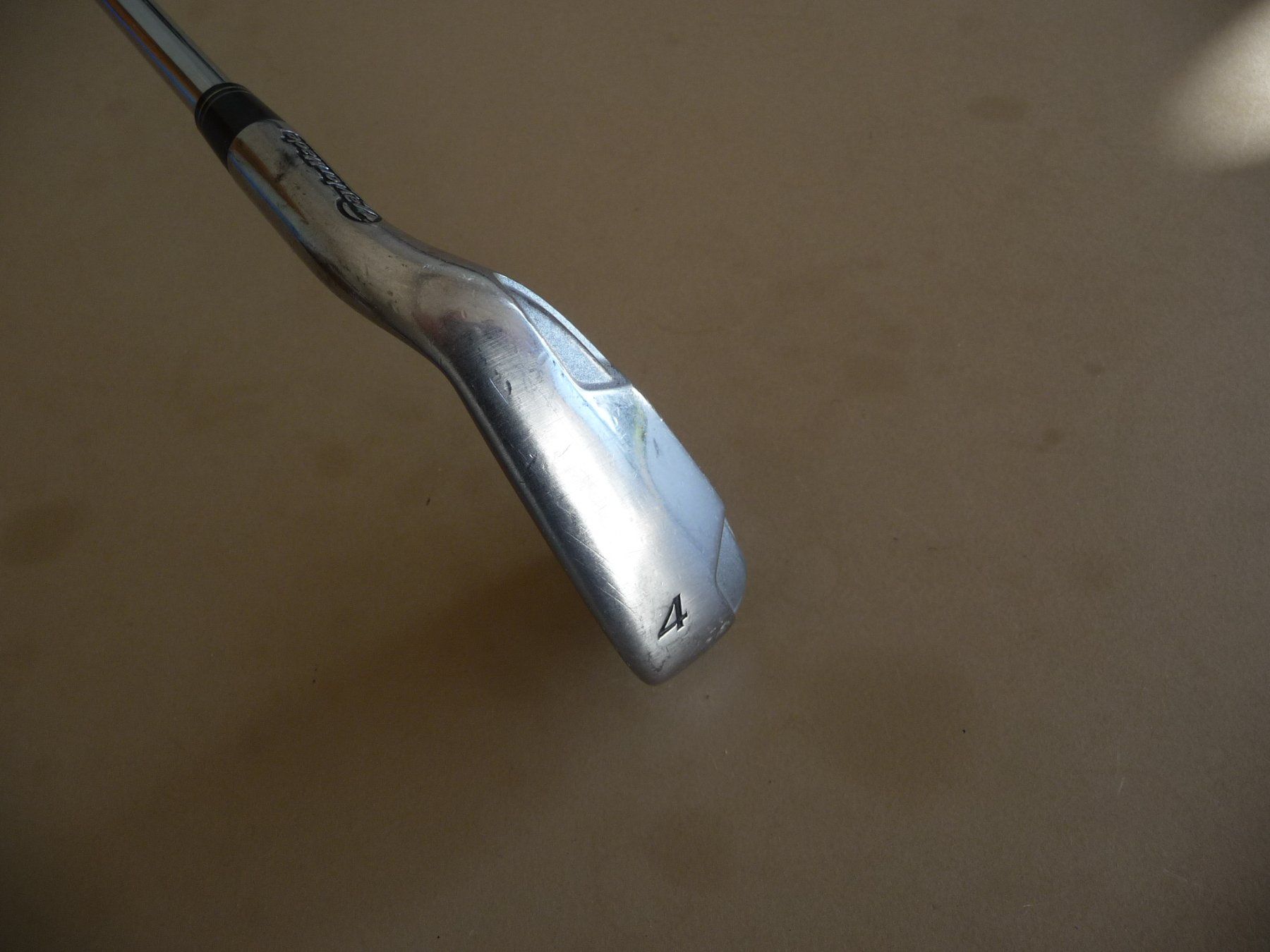 Taylor Made Mazze & Set: Taylor Made Eisen 4 rechte Hand – Usato da Gebenstorf venduto da Peom 1