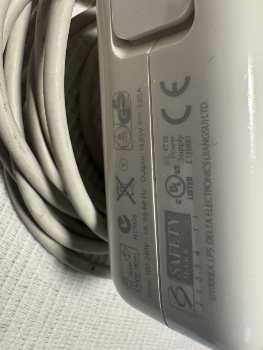 Apple Caricabatterie: Apple MagSafe MacBook Ladegerät 60W – Usato da St. Margarethen TG venduto da Apple_Lovers 1