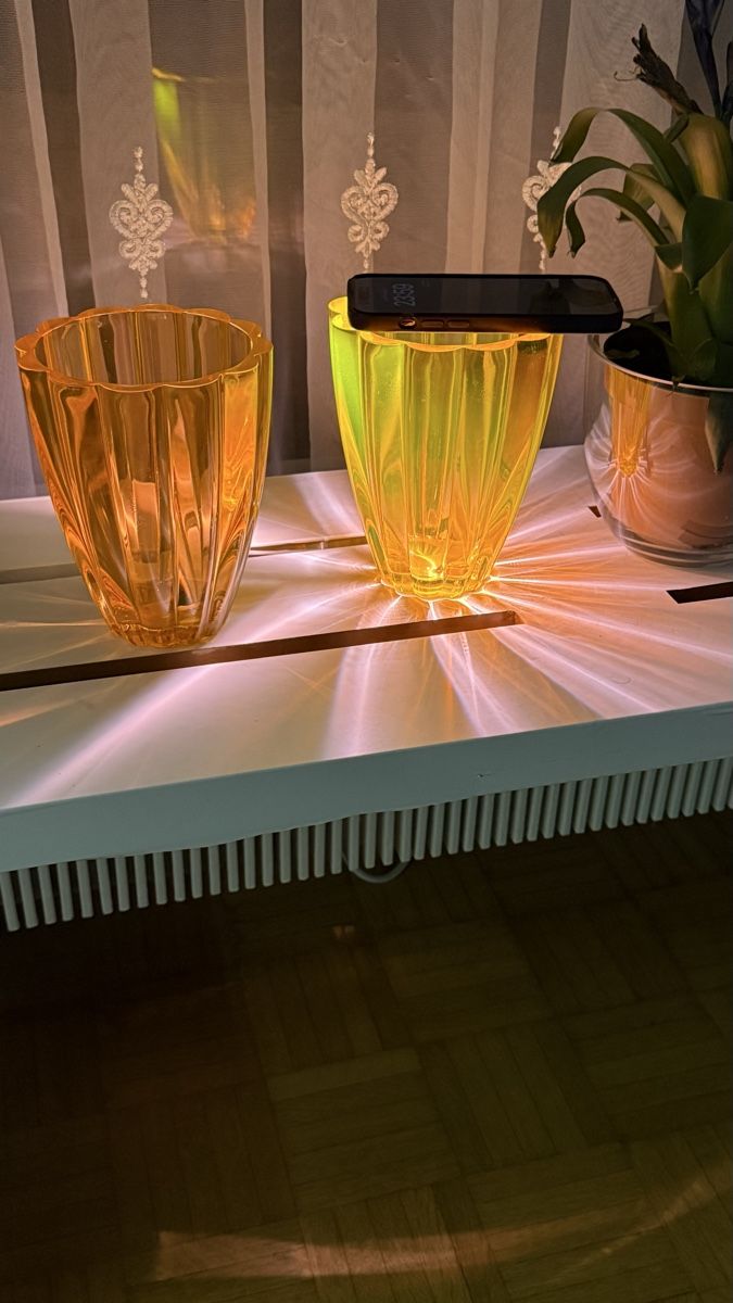 Vasi & Recipienti: Seltene Vase Orange Uranglas – Usato da Trasadingen venduto da Kaffee.mann 8