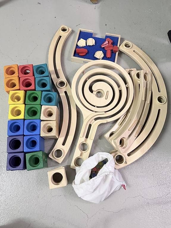 Jouets: Hape Quadrilla – D'occasion à stäfa par Jasii