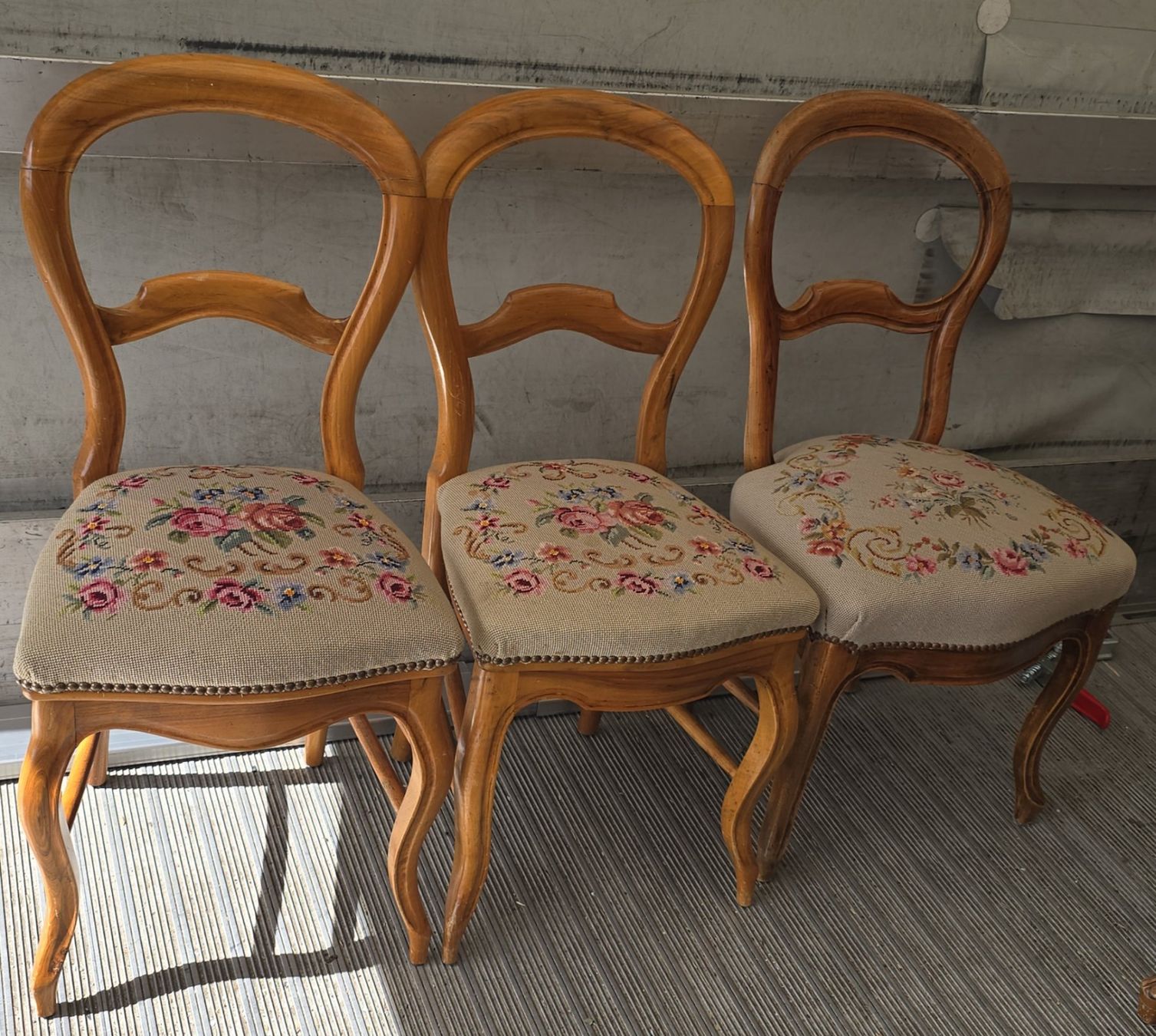 Chaises: Chaises vintages. – D'occasion à sion par dja_wz9d 1