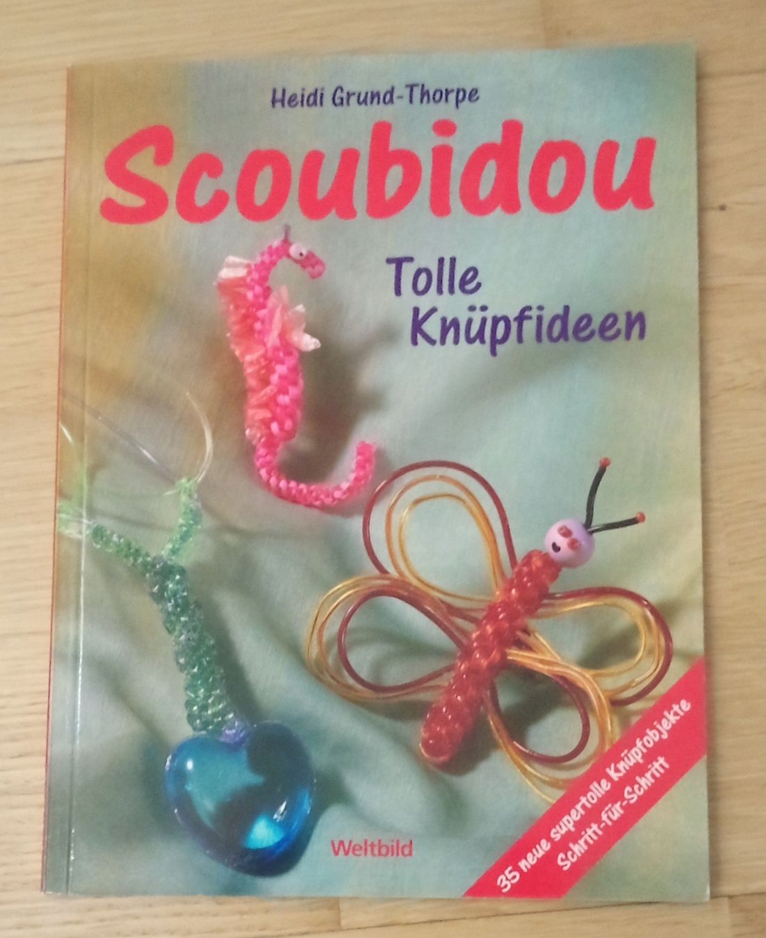 Libri: Scoubidou Buch - Tolle Knüpfideen – Usato da Schwarzenburg venduto da Miri13