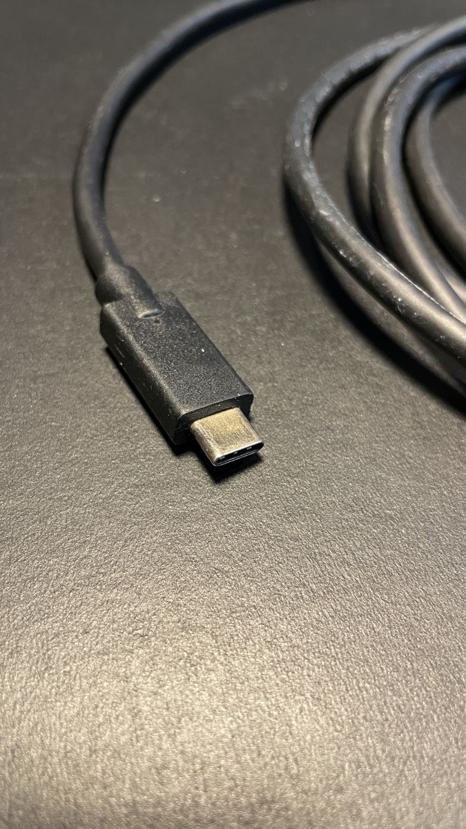 Cavi: USB-C auf DisplayPort Kabel – Usato da Basel venduto da Balthazara 2