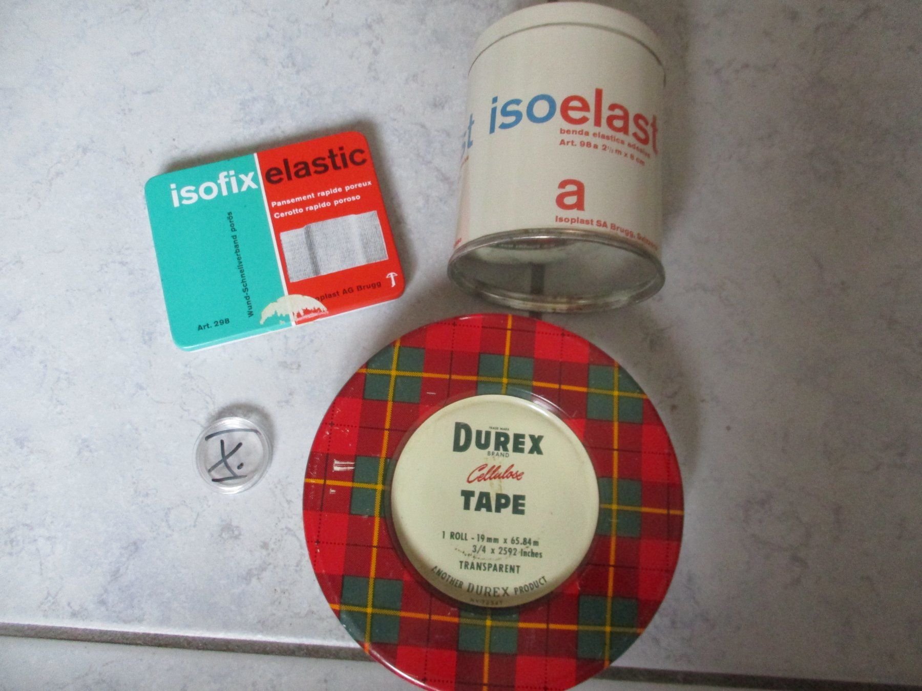 Alle Dekorationen: 3 x Blechdose, Isoelast Isofic und Durex – Gebraucht aus Birsfelden von alles-muss-raus