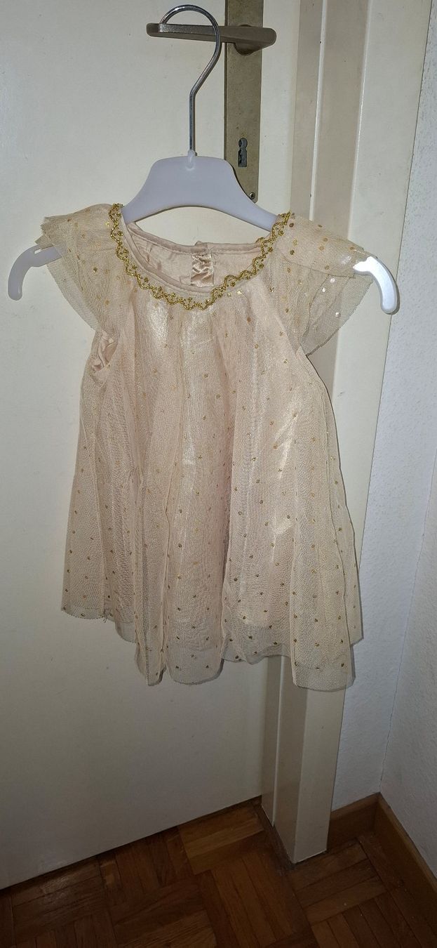 Vestiti & Gonne: Robe beige à pois bébé Taille 68 – Usato da Lausanne venduto da GeoTrouvetou1952