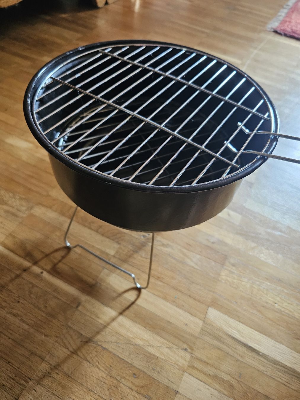 Griglie: Mini Camping Kohlegrill – Usato da Dübendorf venduto da jep76