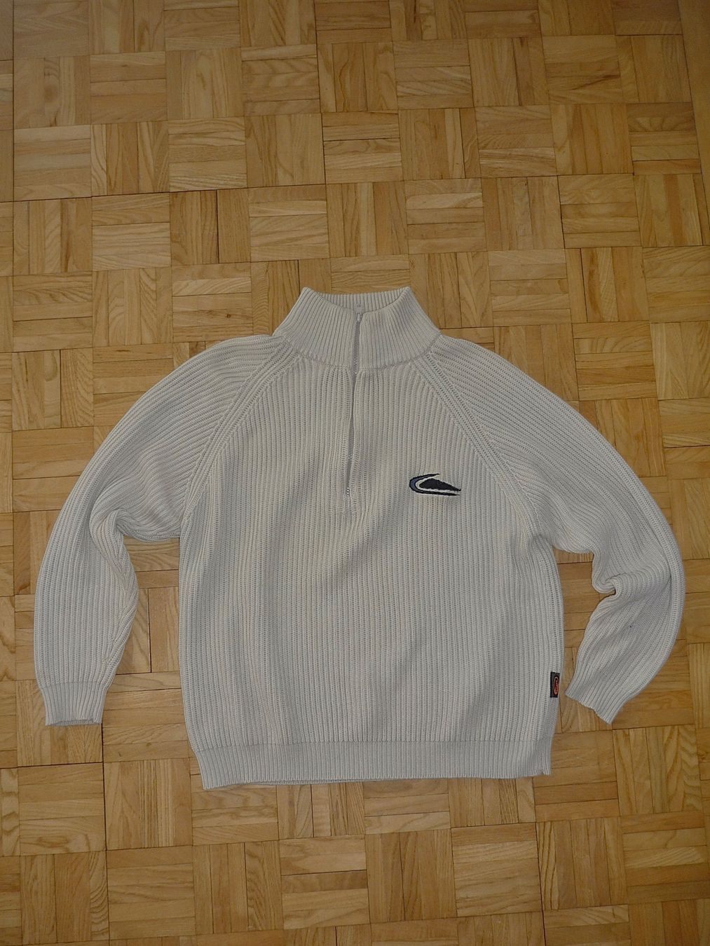 Maglioni & Felpe: Strickpullover Shredz beige mit Reissverschluss Grösse S – Usato da Benken ZH venduto da _ellada_