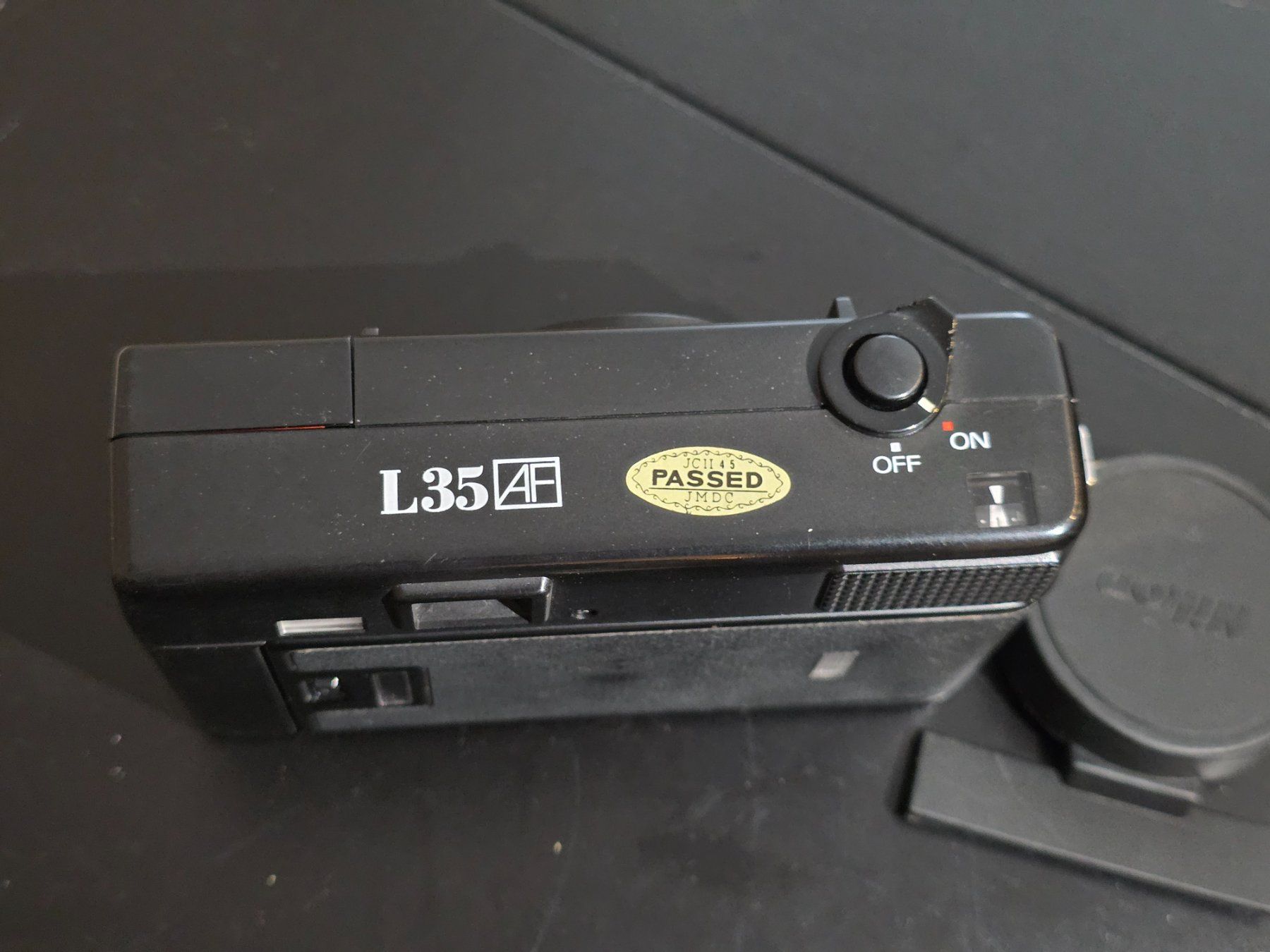 Nikon Kamera: Nikon AF L35 AF Kompaktkamera Kleinbild 35mm – Defekt aus Dietikon von deineSolutions 3