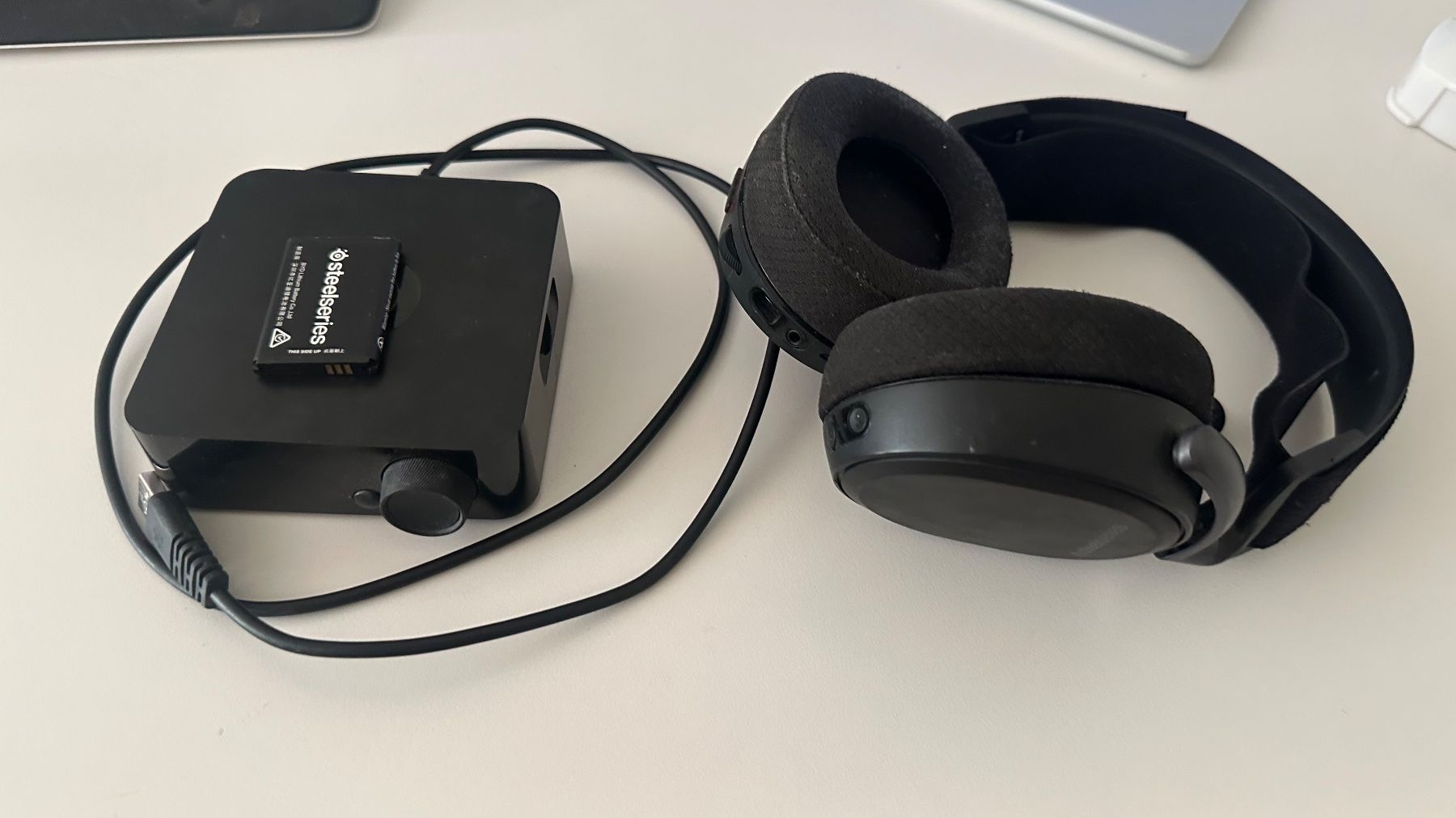 Casques audio: SteelSeries Arctis Pro Wireless – D'occasion à Bern par yanikmickey 2