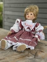 Porzellanpuppe von "The Promenade Collection" top Zustand