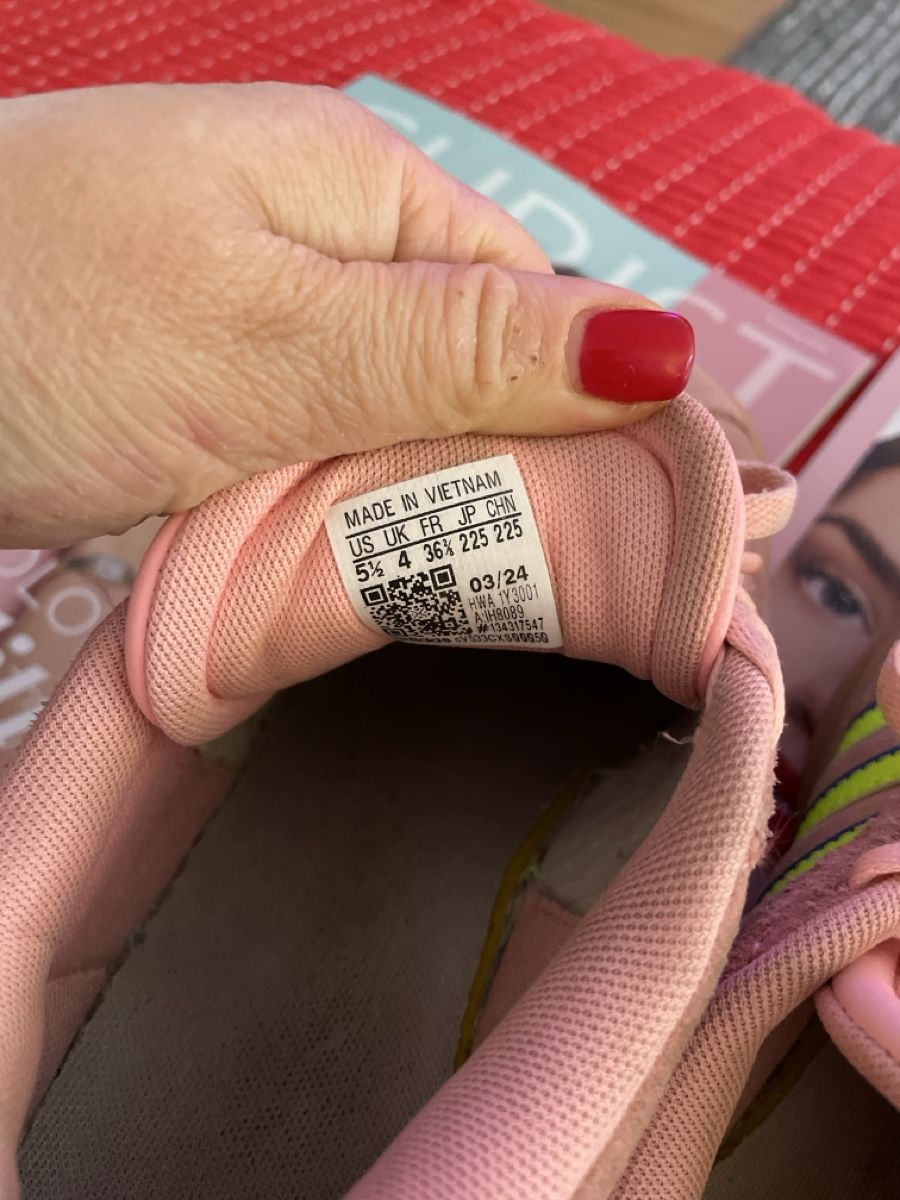 Adidas Scarpe da donna: Adidas Gr.36,5 – Usato da Schliern b.Köniz venduto da Nikk0tin 4