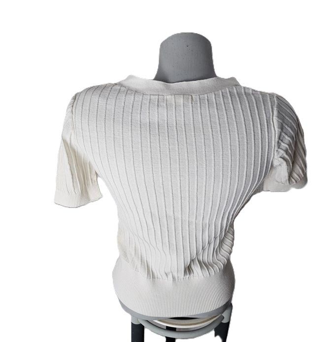 H&M T-Shirts: H&M Basic cooles Shirt mit Knöpfli Gr. XS Business Chic – Gebraucht aus Füllinsdorf von Sunnebliemli7 1