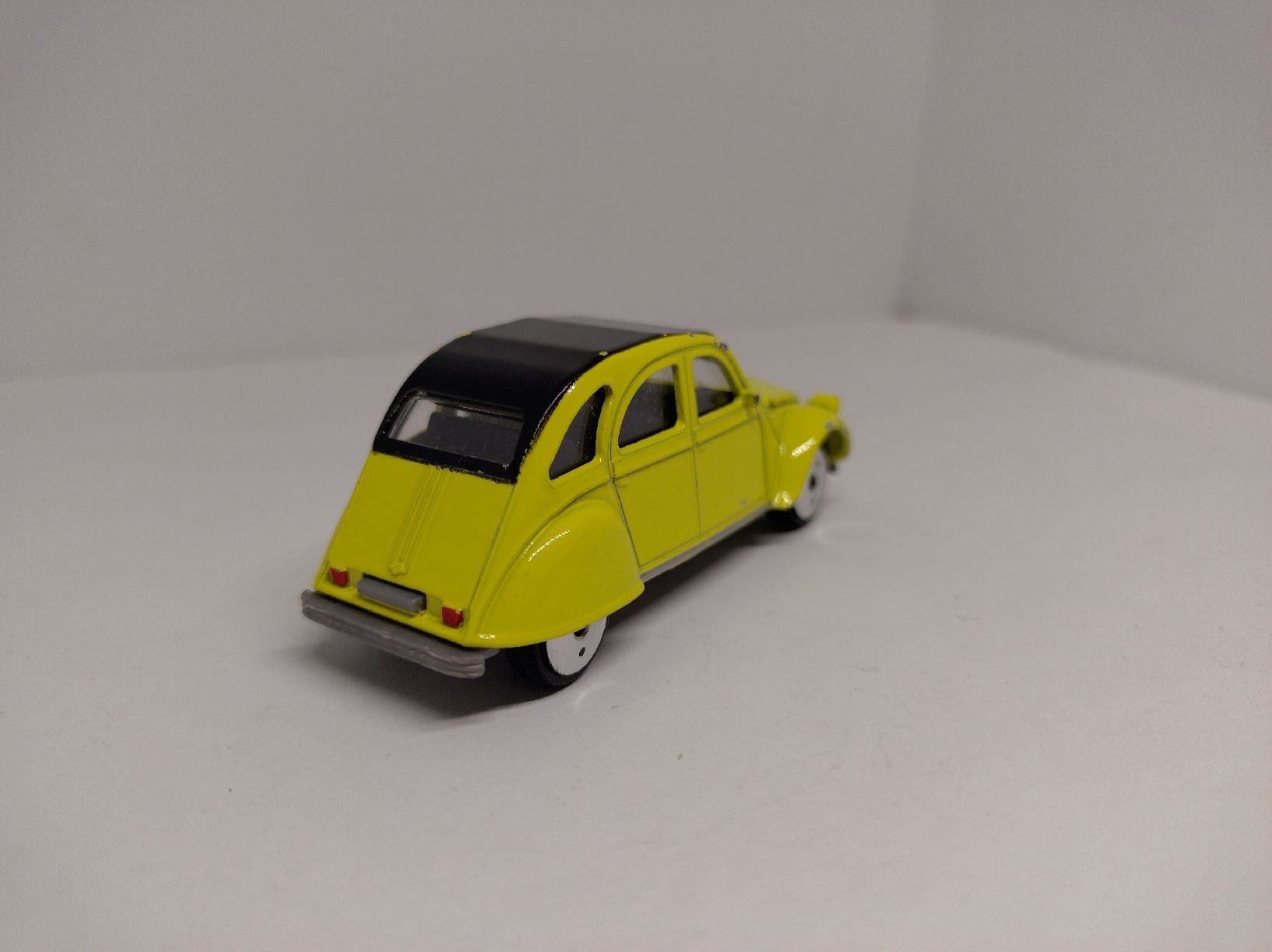 Citroën Modellautos: Majorette, Citroën 2CV – Gebraucht aus La Chaux-de-Fonds von Pierrot8404 2