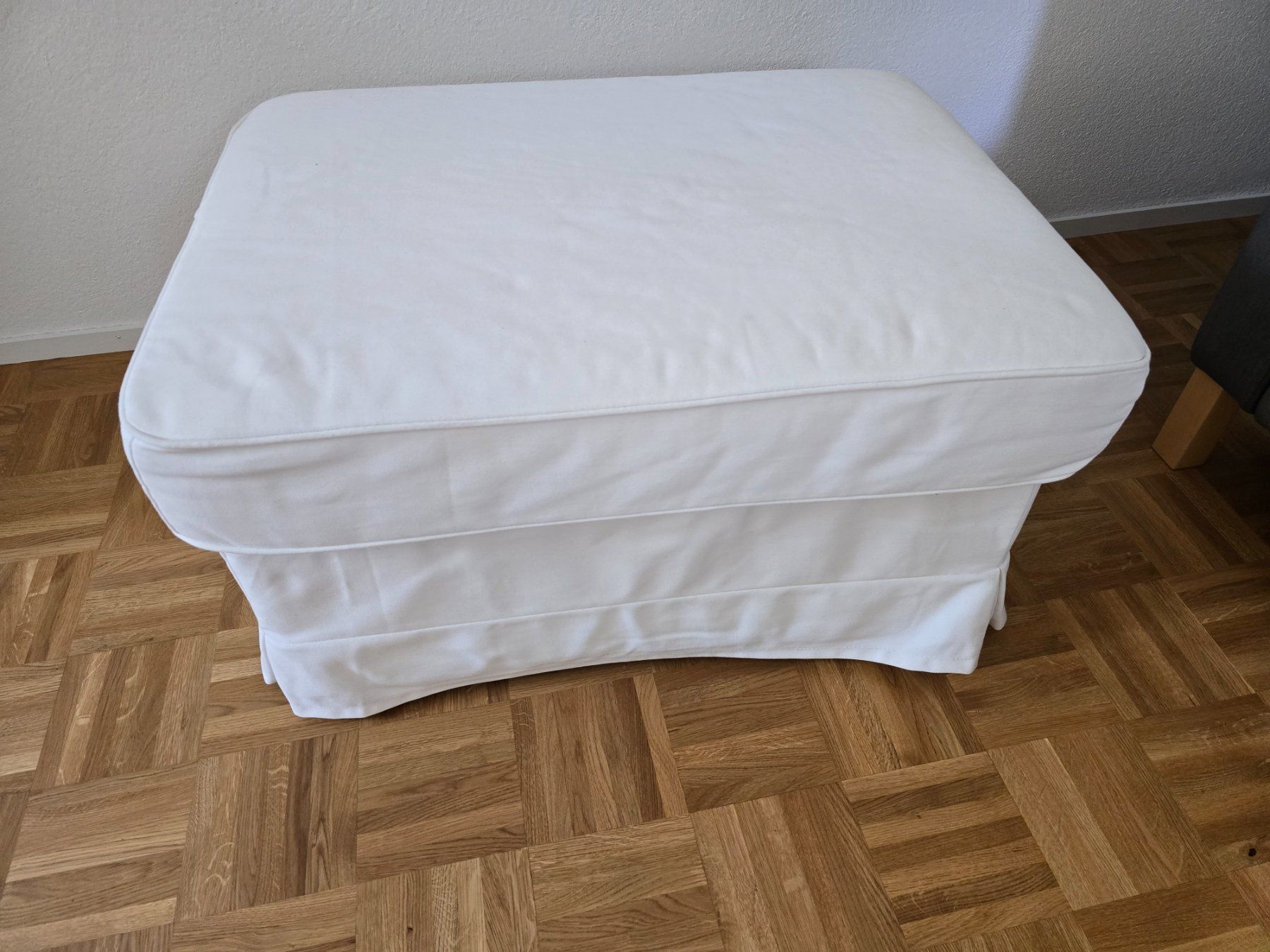 Ikea Sgabelli: Hocker IKEA EKTORP – Usato da Winterthur venduto da Vera72 2