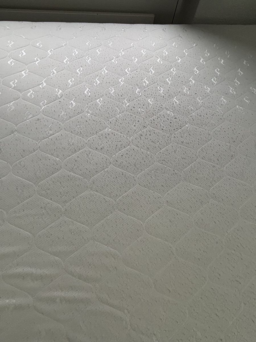 Letti: Boxspringbett 160x200cm – Usato da Spiez venduto da deborahsarahhh 2