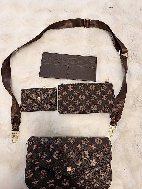 Taschen für Damen: Tasche mit Extras – Gebraucht aus Lohn-Ammannsegg von YAS_85 2