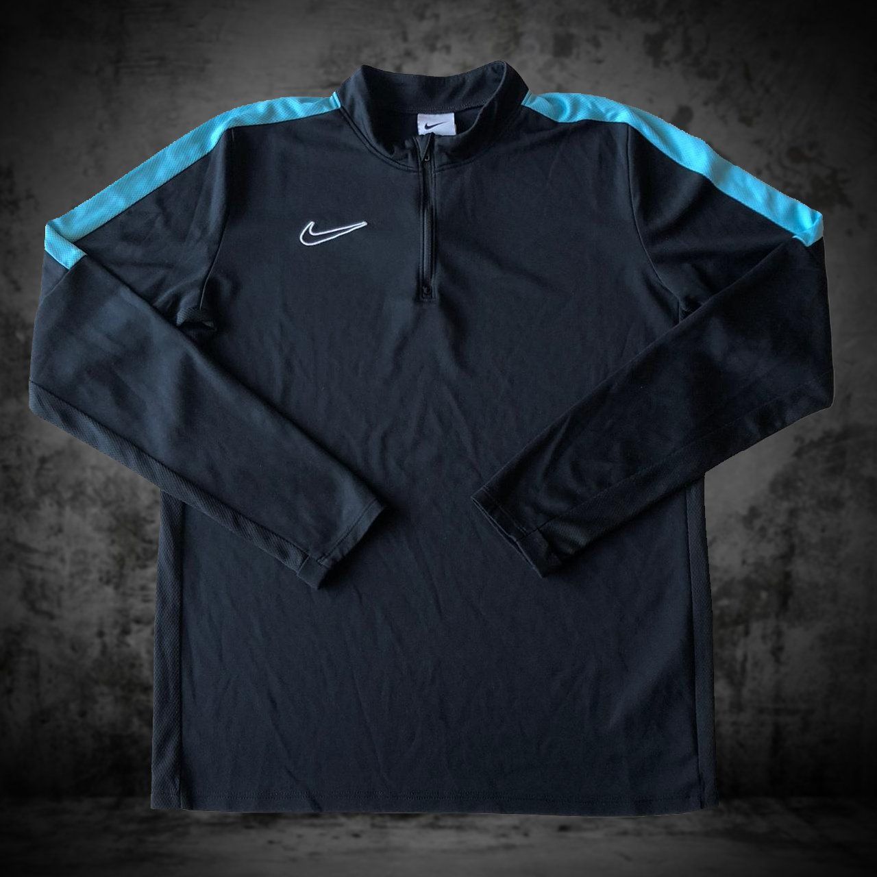 Nike Maglioni & Felpe: Pull Nike Dri-Fit Black Boy XL 158-170 cm – Usato da Genève venduto da ang_7j7j 1