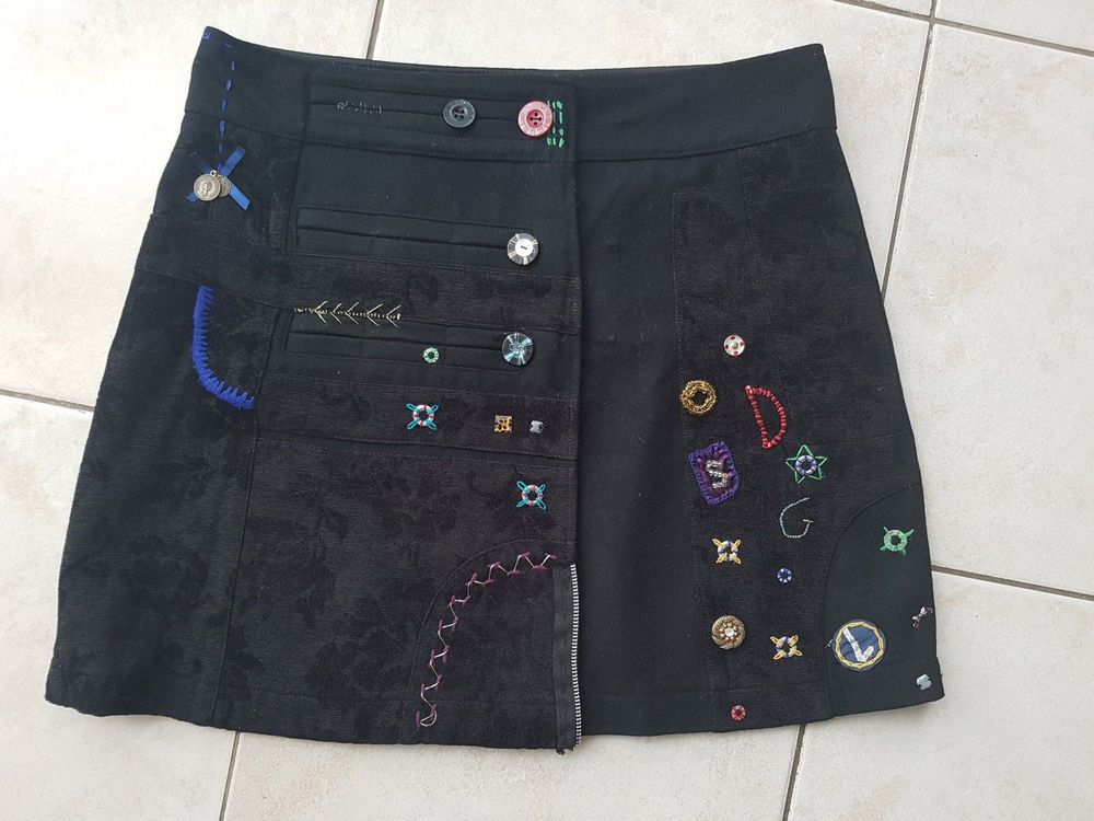 Mini-jupe ceinture broderie pour femme I