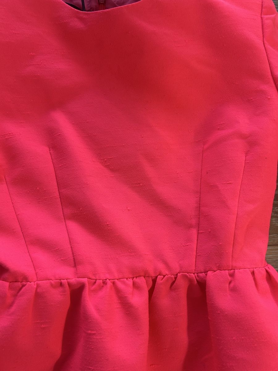 Gucci Vestiti: Gucci Hot Pink Kleid mit Schlitz – Nuovo e nell'imballaggio originale da Zürich venduto da nin_mk8s 1
