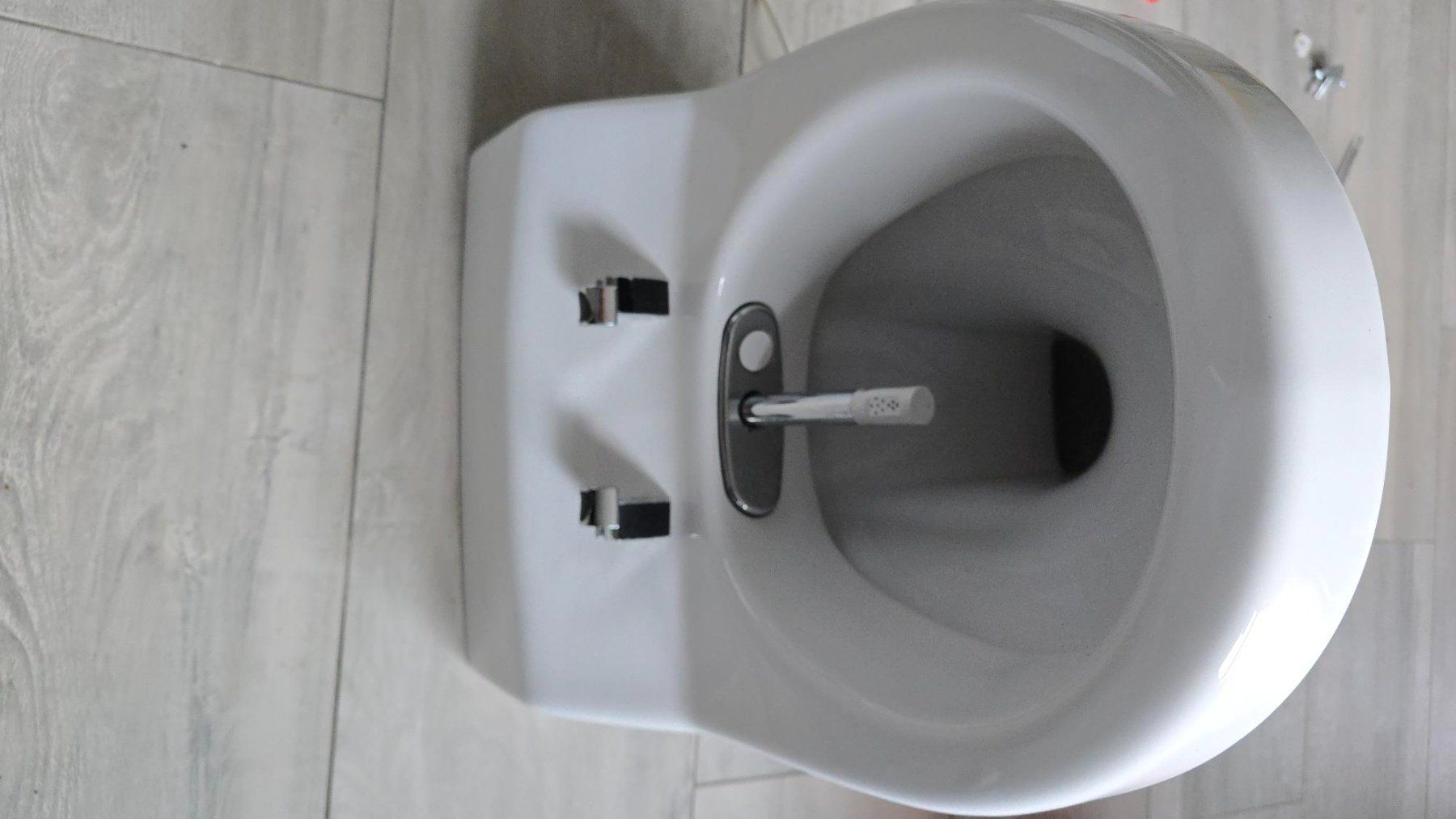 Geberit WC: Geberit Aquaclean 8000 plus Dusch-Wc – Difettoso da Wohlen AG venduto da Mikisal 1
