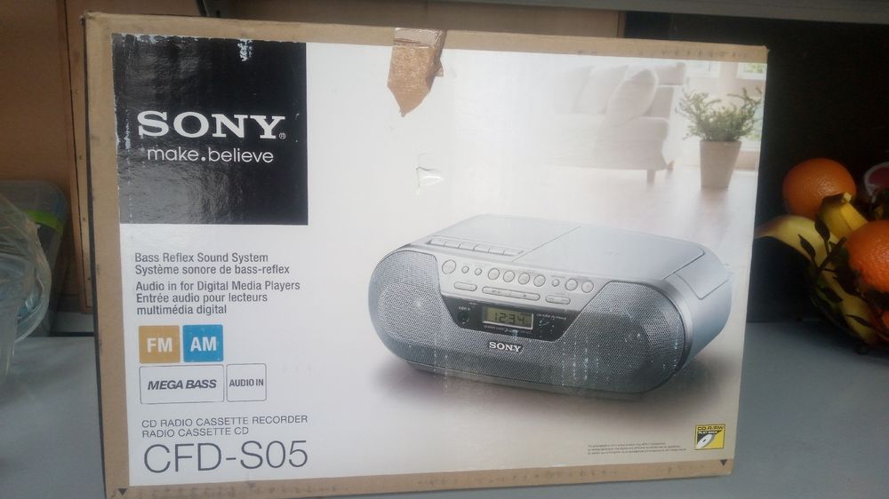 Sony Radios: Sony CD Radio Recorder CFD-S05 -  – Neu und originalverpackt aus Belp von Guadalupe84