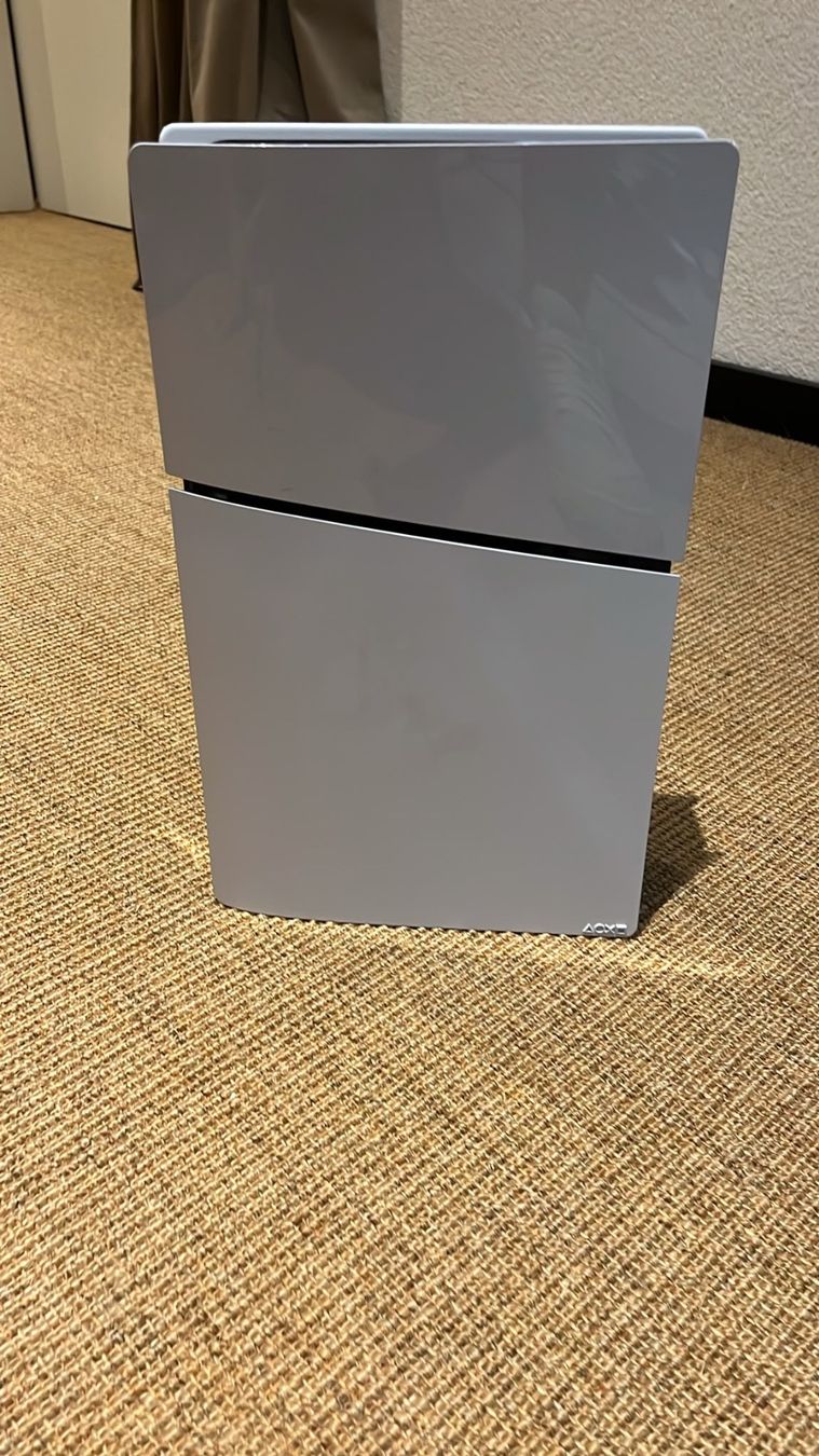 Sony Consoles: PlayStation 5 Konsole mit 2x Controller & Netzteil neuwertig – D'occasion à Berneck par Diewodaso