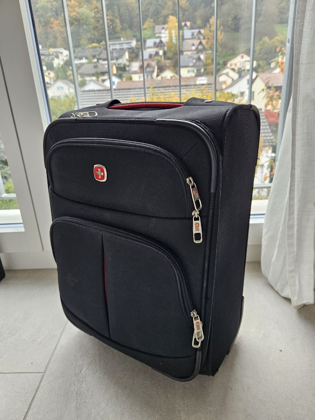 Altro in Aeronautica: Wengler Trolley, Handgepäck, BoardcaseSchwarz – Usato da Brugg AG venduto da Kitycity