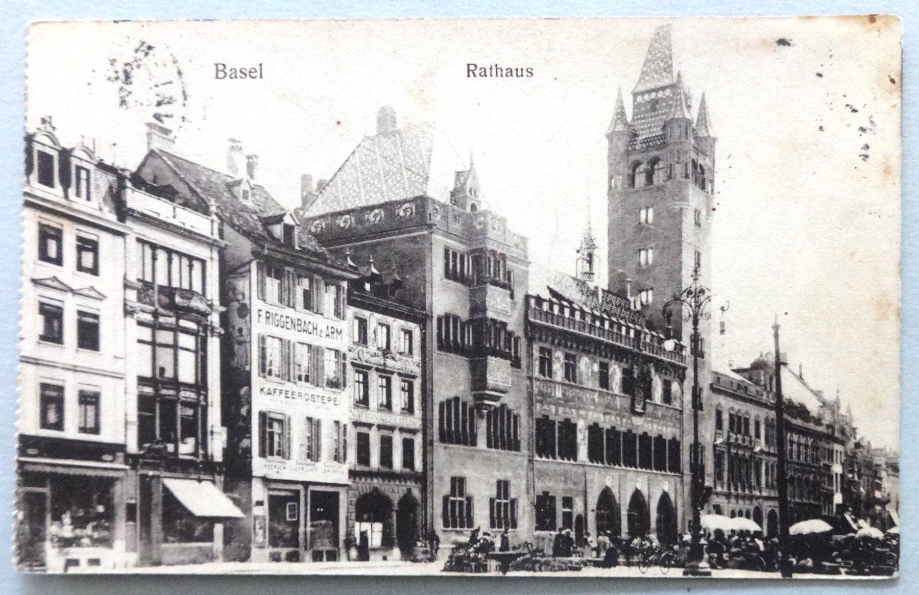 Cartes postales: Basel - Rathaus – Défectueux à Fétigny par Billy2miny