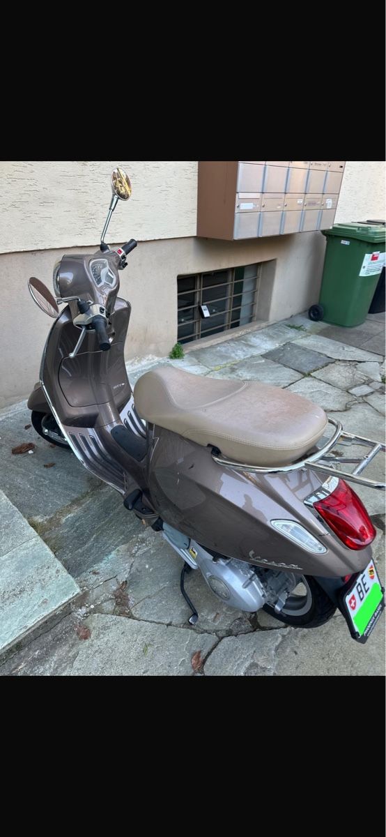 Vespa Scooters: Vespa Primavera 2015 – Gebraucht aus Bern von adr_vj2y 1