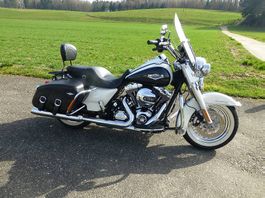 HARLEY-Davidson FLHRC Road King 103 ABS