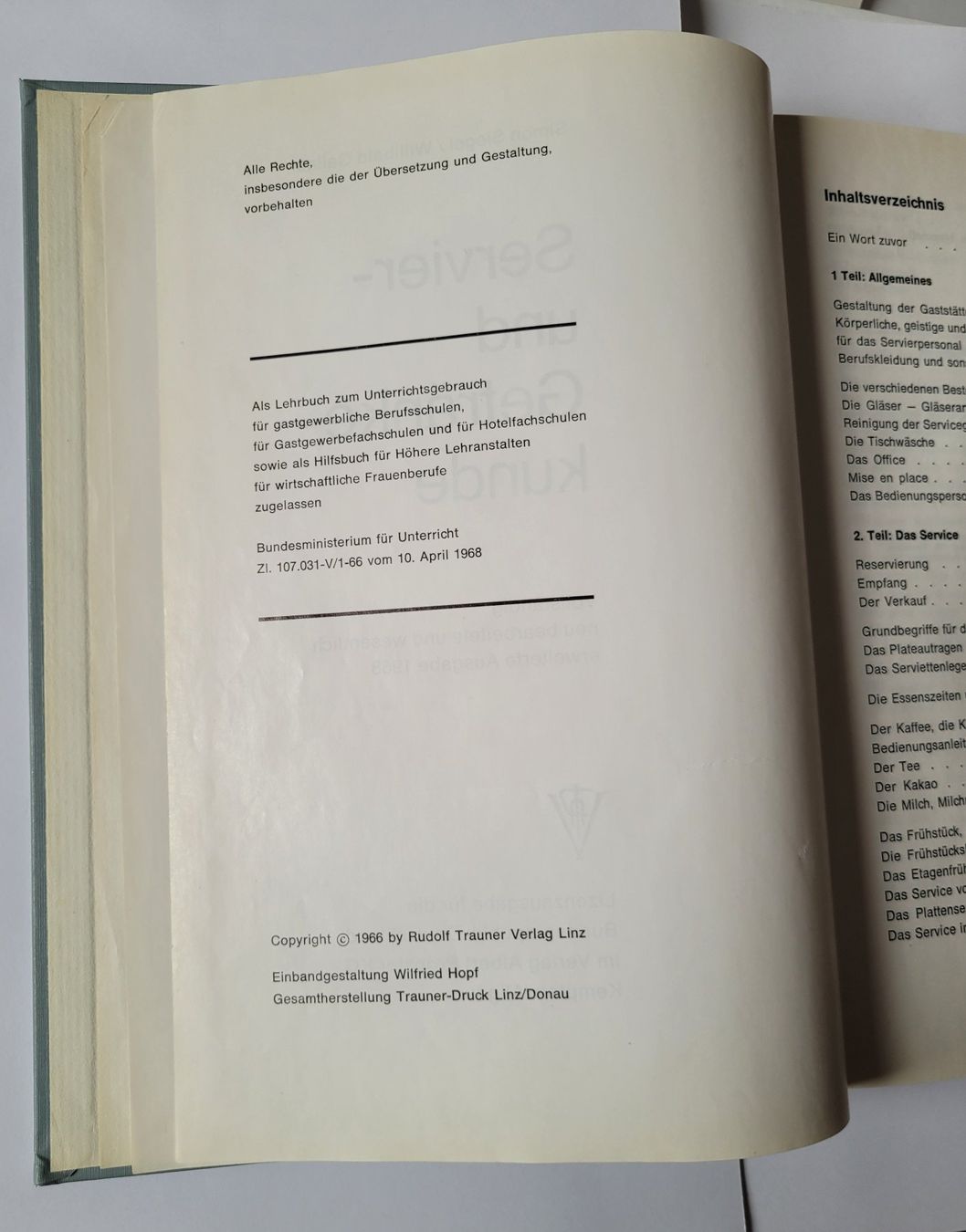 Libri: Servier- und Getränkekunde, 1968 – Usato da Zürich venduto da Avd 4