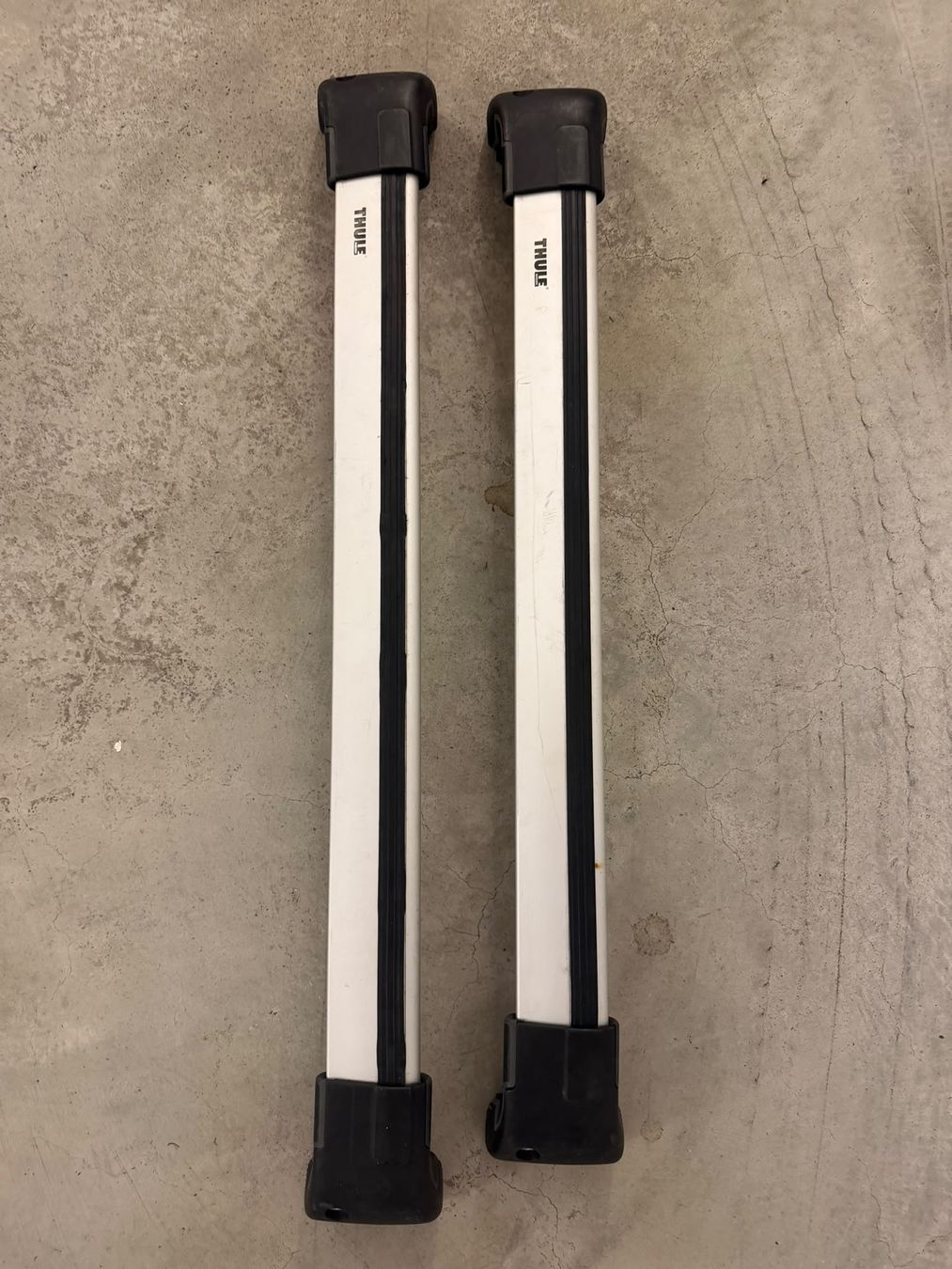 Thule Portapacchi: Thule  Wingbar Edge Dachträger- Set+ KIT 4015 Flush Railing – Usato da Unteriberg venduto da Oliverses