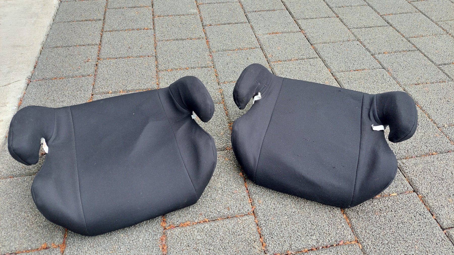 Seggiolini per auto: 2x Autositz Kindersitz sitzerhöhung – Usato da Kaltbrunn venduto da AB92