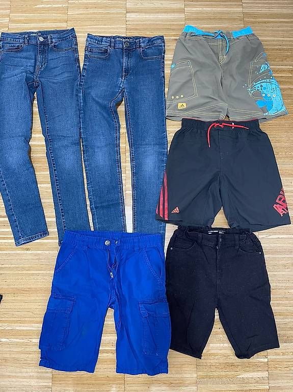 Lotti & Set di vestiti: Kleider Gr 152 – Usato da Menzingen venduto da lua123