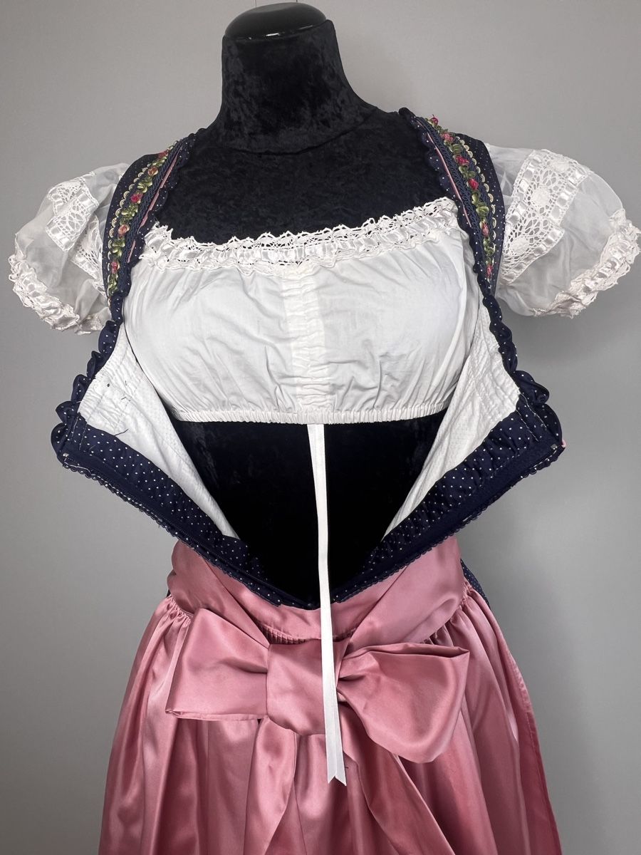 Krüger Kleider: Dirndl von Krüger Gr. 36 mit Bluse – Neu (gemäss Beschreibung) aus Langenthal von 7evenstar 5