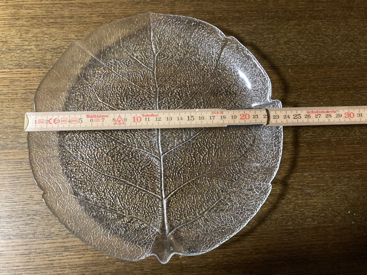 Teller: Glas Teller in Blattform - Salatteller Durchmesser 31cm 6stk – Neu (gemäss Beschreibung) aus Aarwangen von to-hirschi 2