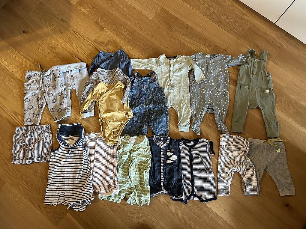 Kleiderpakete & -sets: Tolles Kleiderpaket 62/68 – Gebraucht aus Schüpfen von mbern09