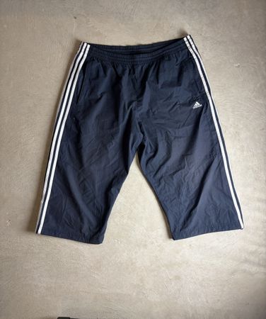 JORTS de sport Adidas bleu marine taille XL 