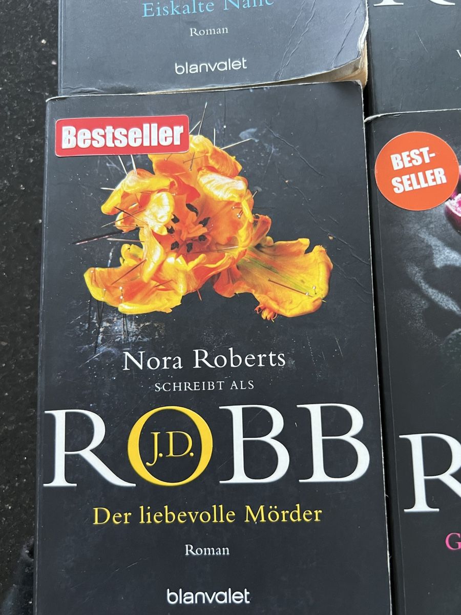 Libri: 6 Bücher J.D. Robb / JD Robb / J D Robb / Nora Roberts – Usato da Kriegstetten venduto da saendy84 4