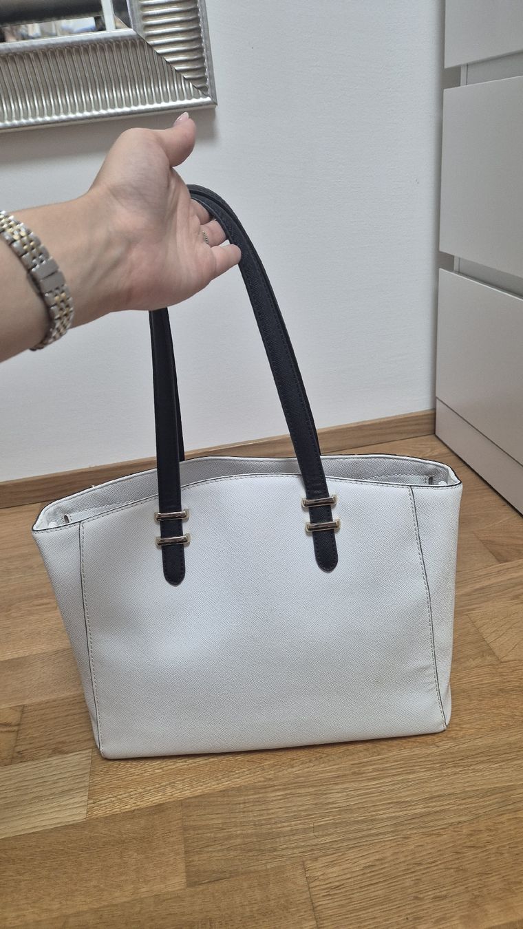 Guess Borse da donna: Guess Handtasche in Blau/Weiss – Usato da Schaan venduto da lulu_xx 3
