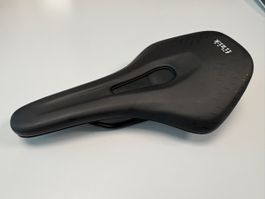 Fizik Terra Aidon x5 Fahrradsattel - Neuwertig