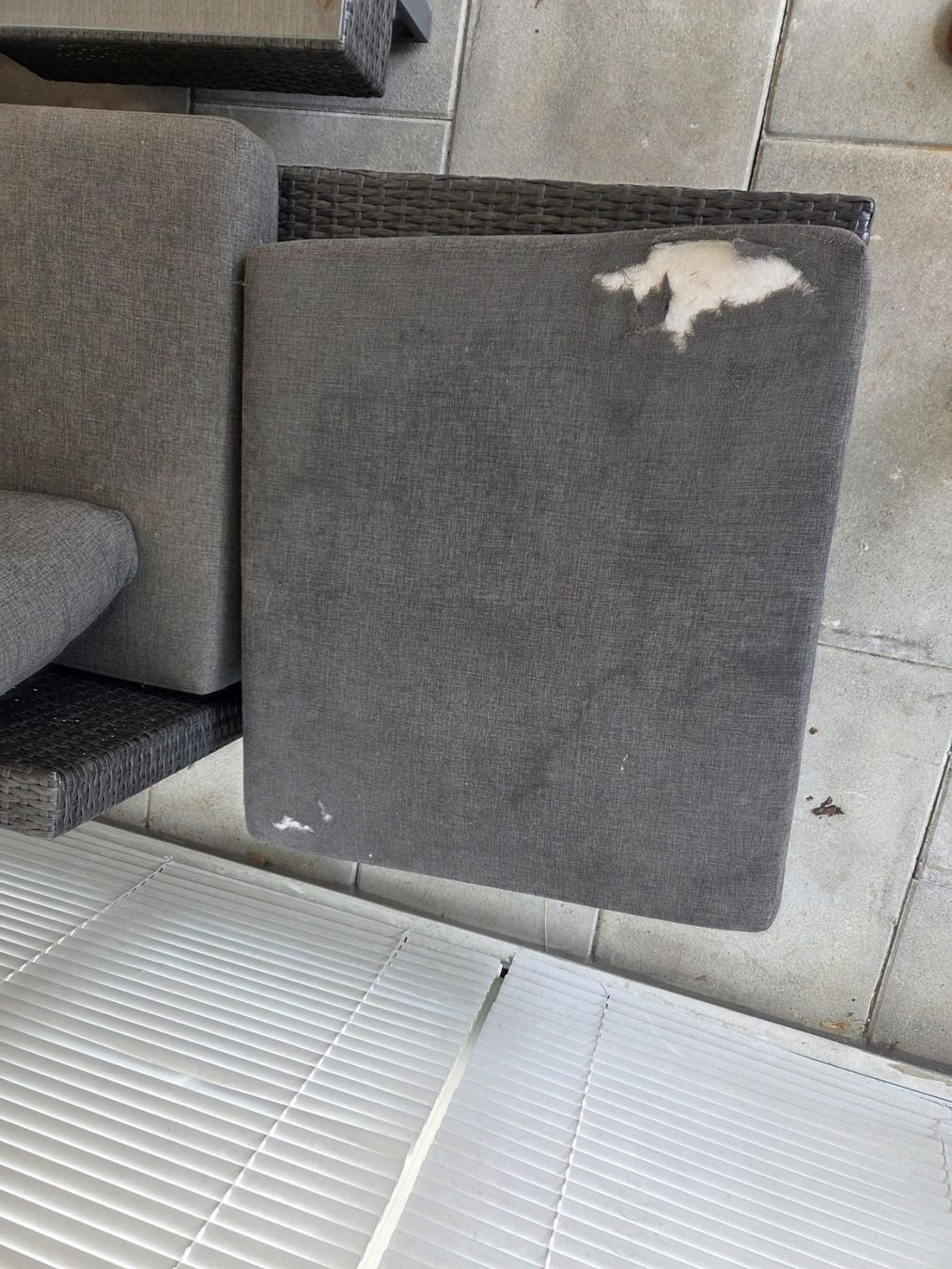 Sofas: Lounge – Gebraucht aus Schwarzenbach SG von rap_sb7n 3
