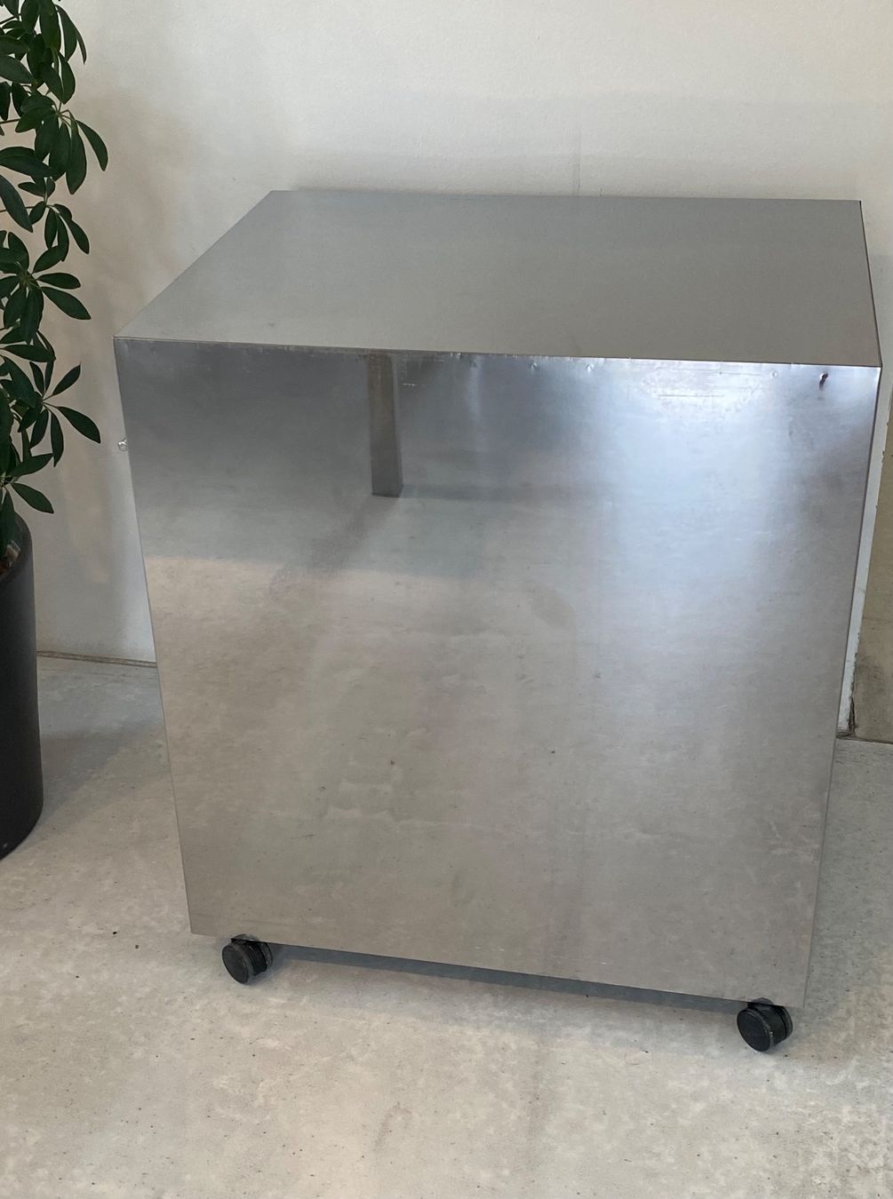 Korpus: Büro-Korpus Chromstahl – Gebraucht aus Chur von has_f8lc 1