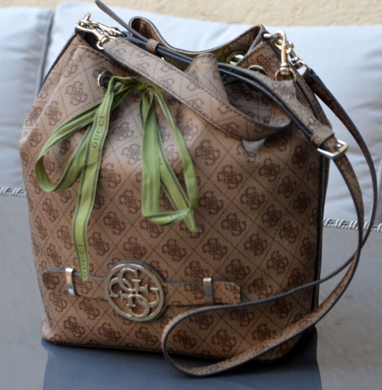Guess Borse da donna: Guess Tasche / sac – Usato da Collonges venduto da arashee 2