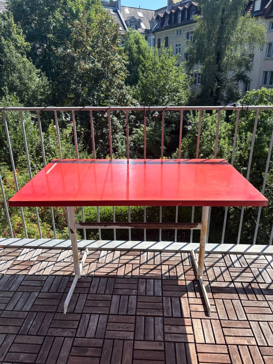 Tavoli: Gartentisch metall - zum restaurieren – Usato da Zürich venduto da Seemeerstern 1