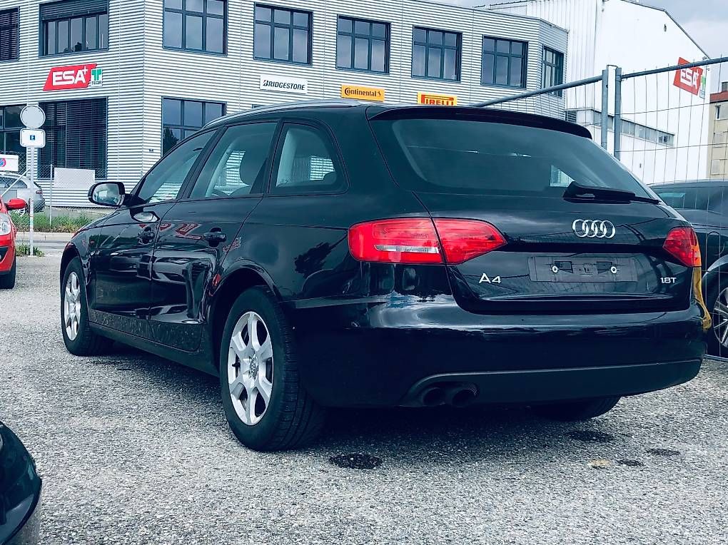 Audi Automobili: Audi A4 1.8 TFSI BREAK – Usato da Chêne-Bougeries venduto da Slader 2
