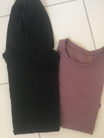 2 Sport Shirts neuwertig